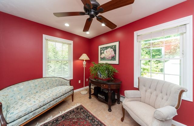 131 Old Westminster Rd, Hubbardston, MA 01452