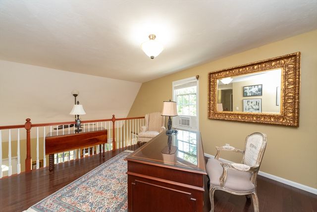 131 Old Westminster Rd, Hubbardston, MA 01452