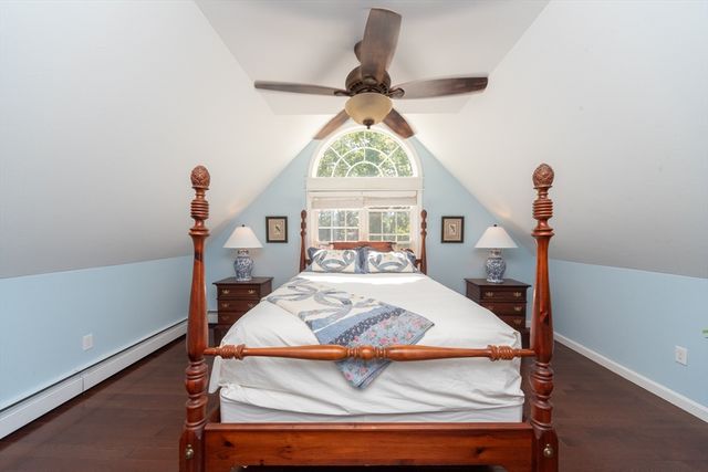 131 Old Westminster Rd, Hubbardston, MA 01452