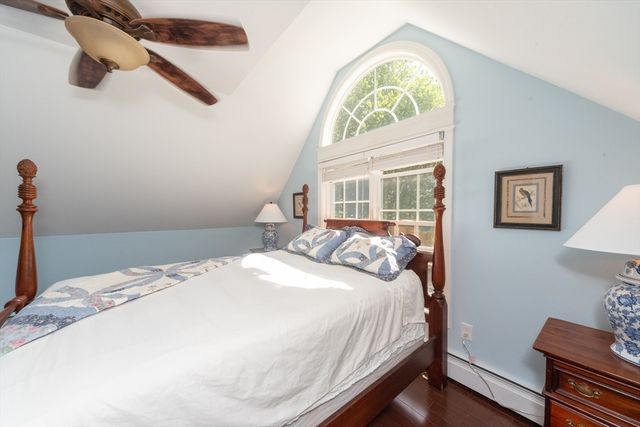 131 Old Westminster Rd, Hubbardston, MA 01452