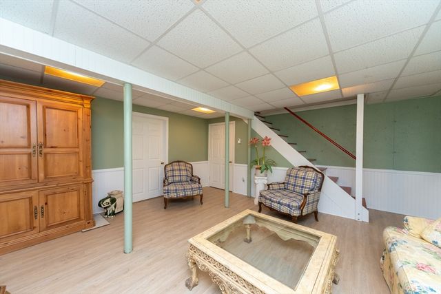 131 Old Westminster Rd, Hubbardston, MA 01452