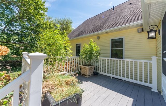 131 Old Westminster Rd, Hubbardston, MA 01452