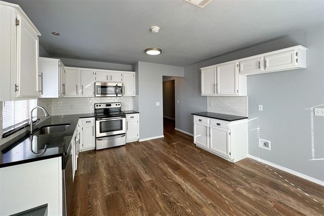 1225 Sequoyah Place, Edmond, OK 73003