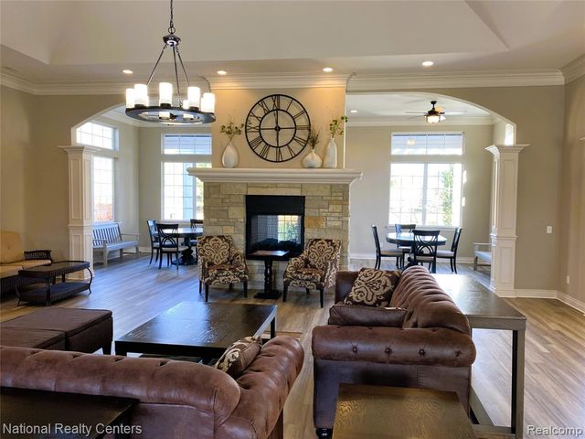 4160 Wrenwood Lane 29, Canton, MI 48188