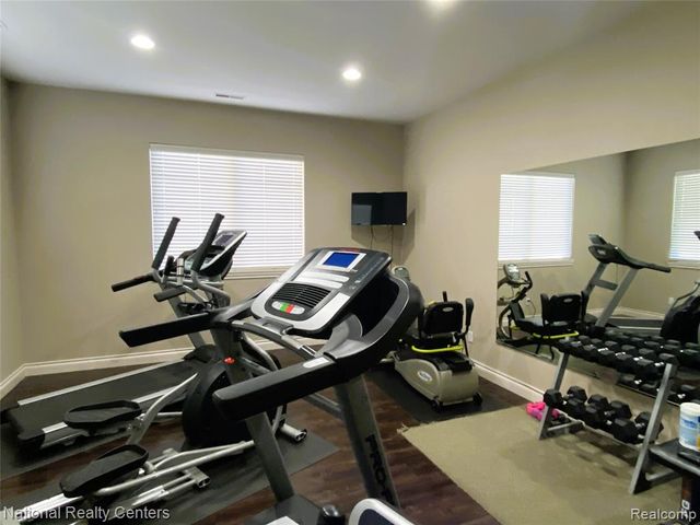 4160 Wrenwood Lane 29, Canton, MI 48188