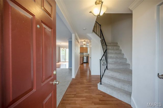 1467 Willow Brook Cove, St Louis, MO 63146