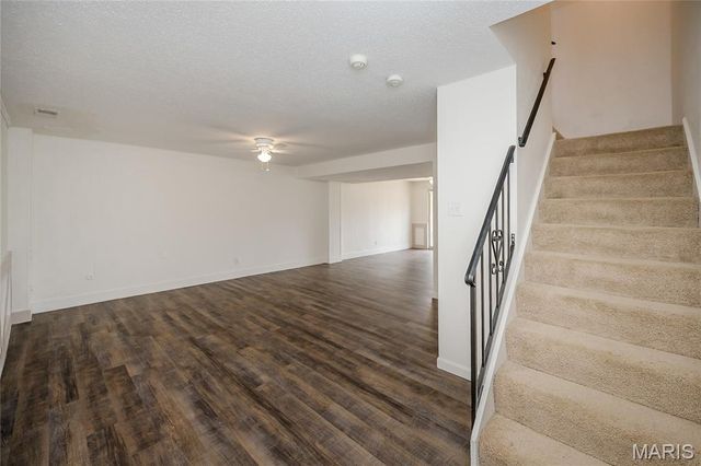 1467 Willow Brook Cove, St Louis, MO 63146