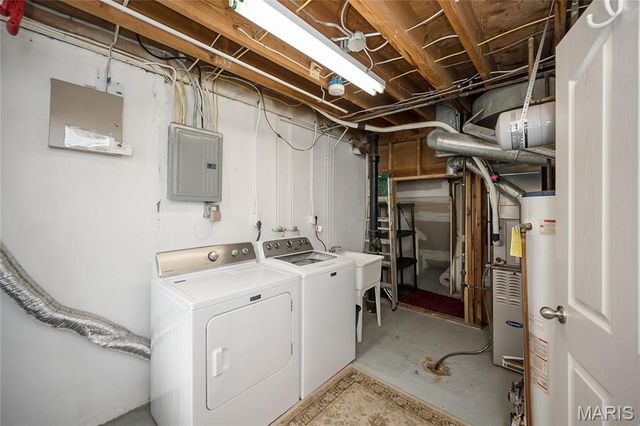 1467 Willow Brook Cove, St Louis, MO 63146