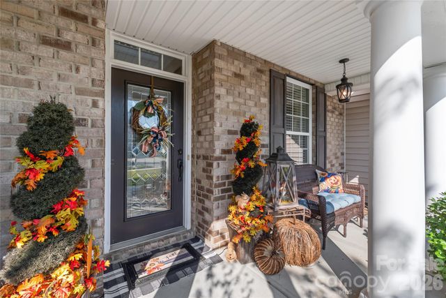 3327 Brackhill Street, Davidson, NC 28036