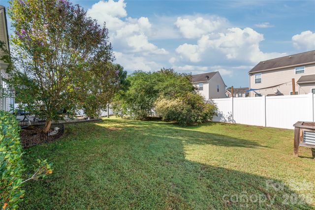 3327 Brackhill Street, Davidson, NC 28036