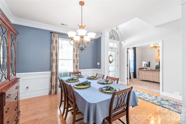 3327 Brackhill Street, Davidson, NC 28036