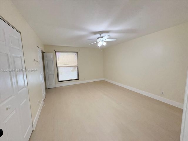 1606 NW 90th Way 1606, Pembroke Pines, FL 33024