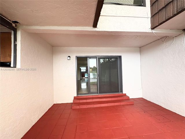 1606 NW 90th Way 1606, Pembroke Pines, FL 33024