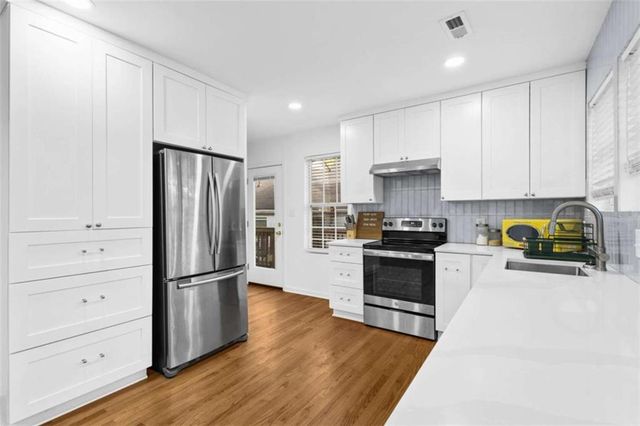 1816 Sylvan Road, Atlanta, GA 30310