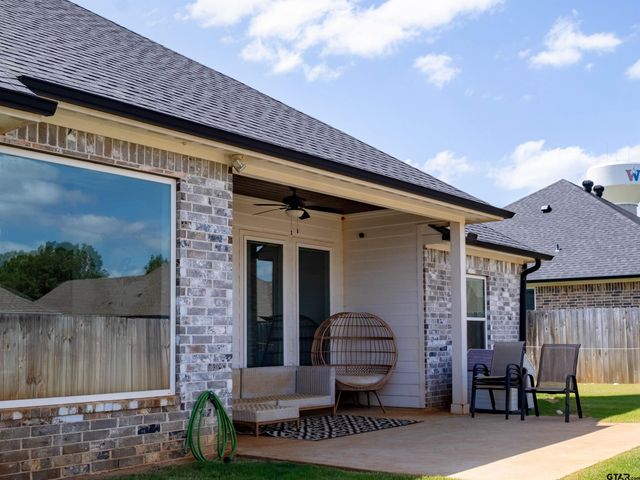 811 Charlie, Whitehouse, TX 75791