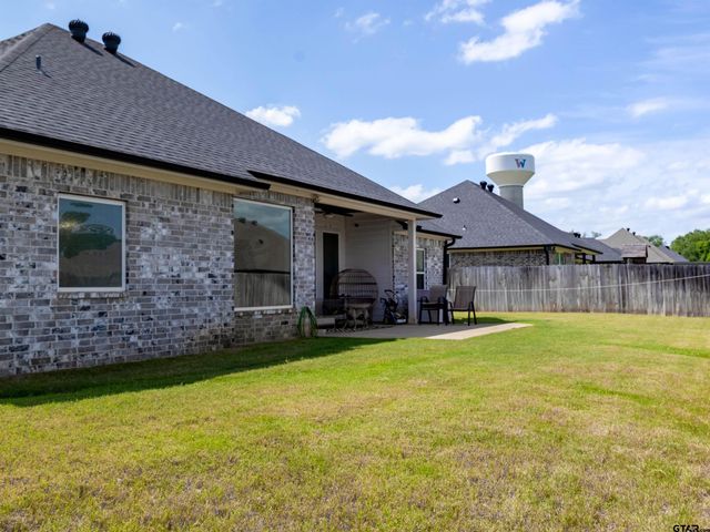 811 Charlie, Whitehouse, TX 75791