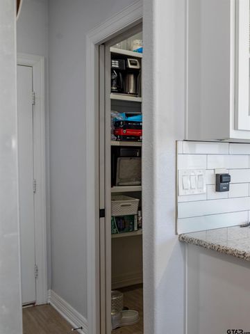 811 Charlie, Whitehouse, TX 75791