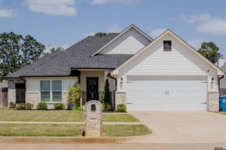 811 Charlie, Whitehouse, TX 75791