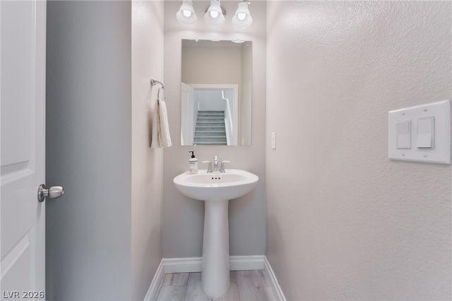 1628 Game Garden Road, North Las Vegas, NV 89031