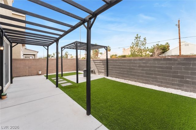 1628 Game Garden Road, North Las Vegas, NV 89031