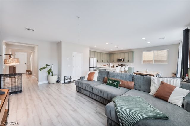 1628 Game Garden Road, North Las Vegas, NV 89031