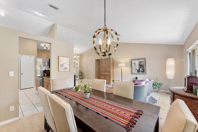 3715 Lancewood Place, Delray Beach, FL 33445
