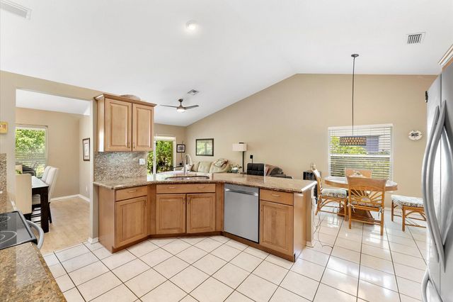 3715 Lancewood Place, Delray Beach, FL 33445
