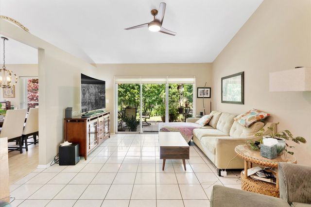 3715 Lancewood Place, Delray Beach, FL 33445