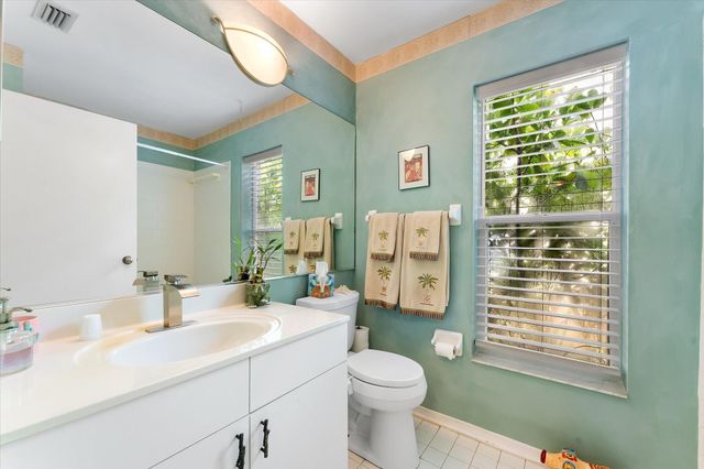 3715 Lancewood Place, Delray Beach, FL 33445