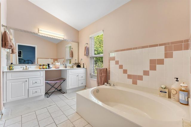 3715 Lancewood Place, Delray Beach, FL 33445
