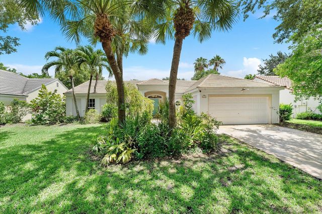 3715 Lancewood Place, Delray Beach, FL 33445