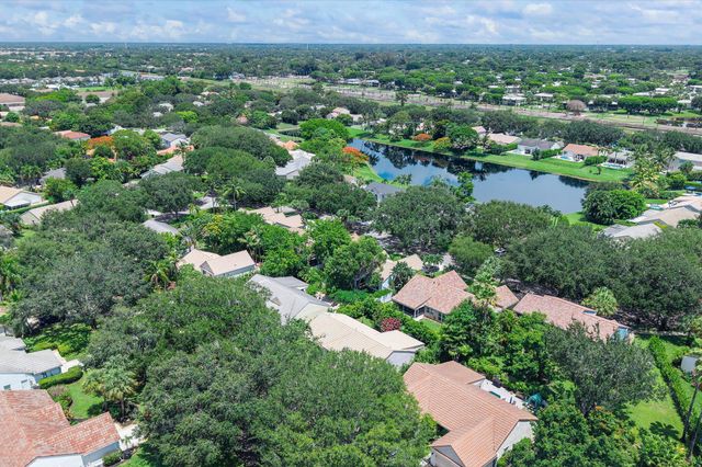 3715 Lancewood Place, Delray Beach, FL 33445