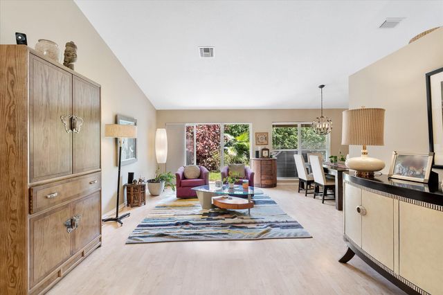 3715 Lancewood Place, Delray Beach, FL 33445