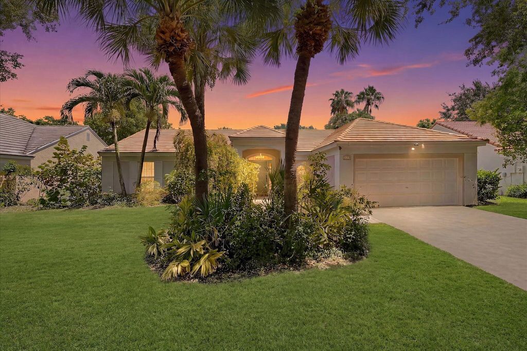3715 Lancewood Place, Delray Beach, FL 33445
