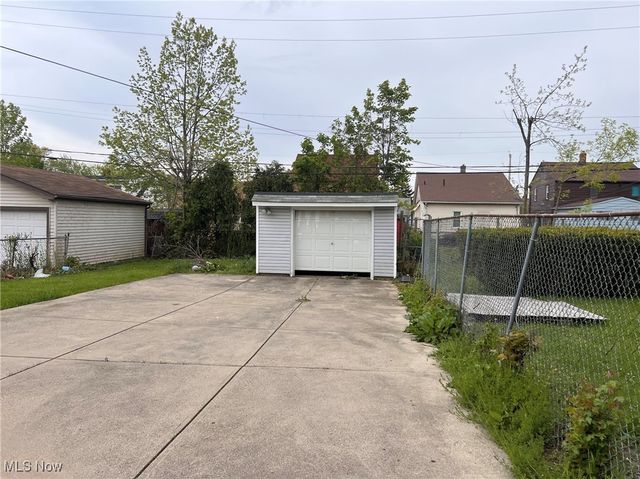 3976 E 154th Street, Cleveland, OH 44128