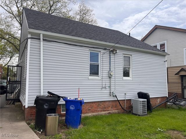 3976 E 154th Street, Cleveland, OH 44128