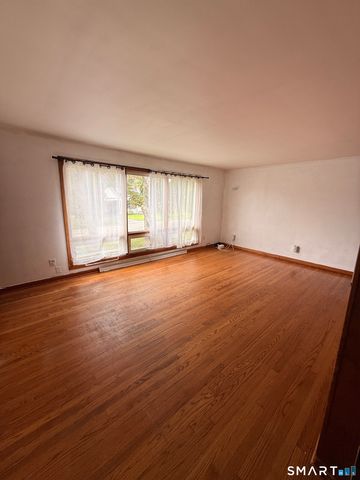 21 7th Street, Ansonia, CT 06401