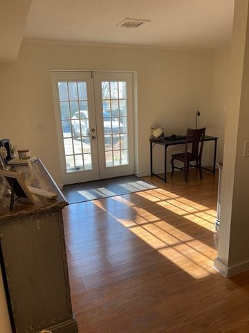 450 Rock St 1, Fall River, MA 02720