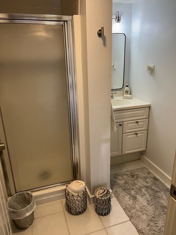 450 Rock St 1, Fall River, MA 02720