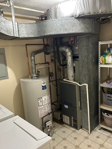 450 Rock St 1, Fall River, MA 02720