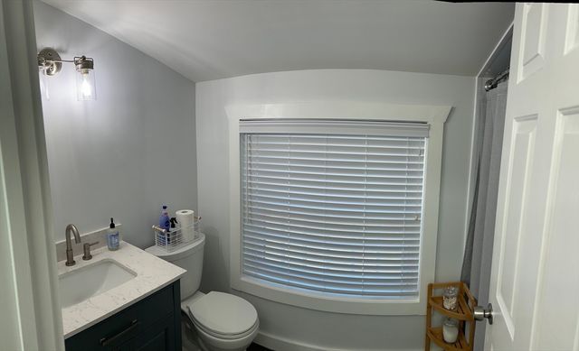 450 Rock St 1, Fall River, MA 02720