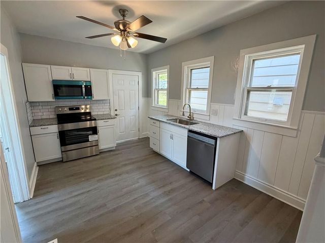518 Barnett Avenue, Kansas City, KS 66101