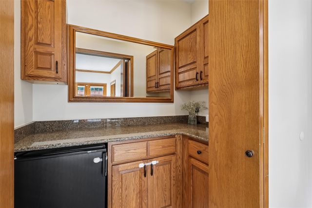 821 58th Street, West Des Moines, IA 50266