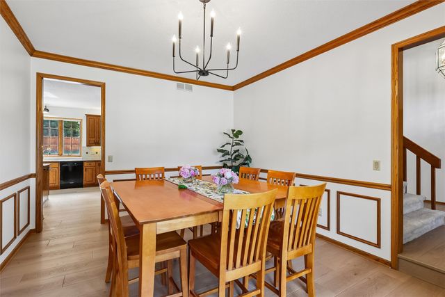 821 58th Street, West Des Moines, IA 50266