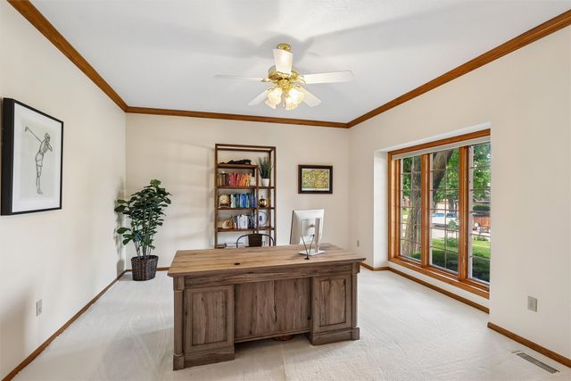 821 58th Street, West Des Moines, IA 50266