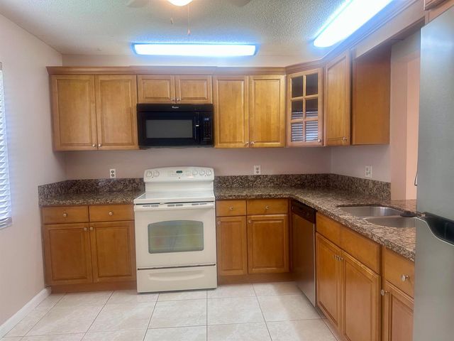 23343 SW 54th Way A, Boca Raton, FL 33433