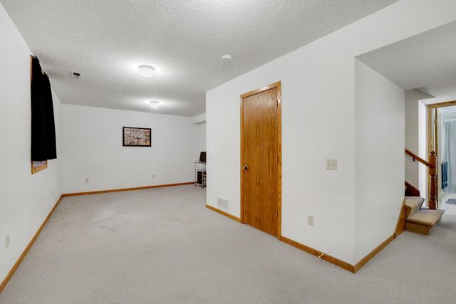 110 2nd Street SW, New Prague, MN 56071