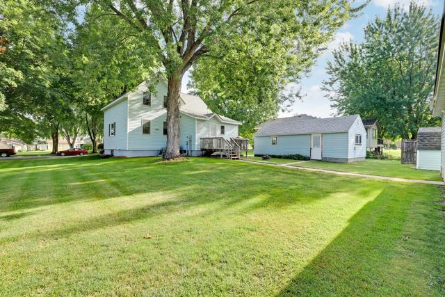 110 2nd Street SW, New Prague, MN 56071