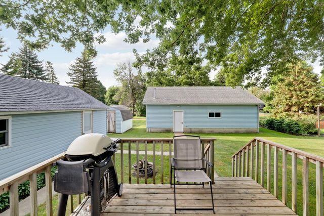 110 2nd Street SW, New Prague, MN 56071