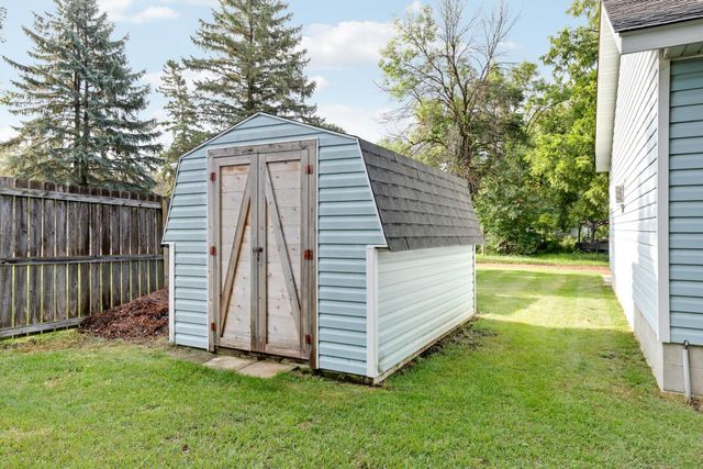 110 2nd Street SW, New Prague, MN 56071